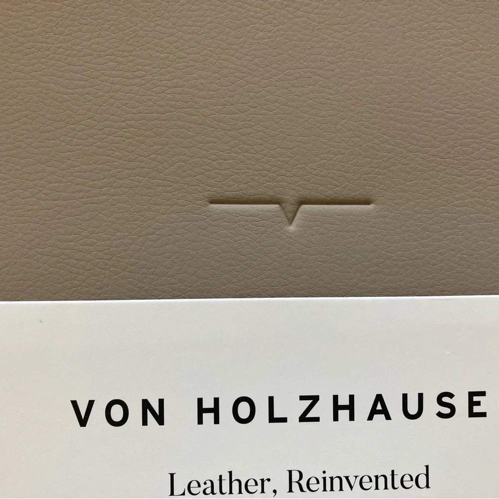 Von Holzhausen The MacBook Portfolio 16-inch | NWT